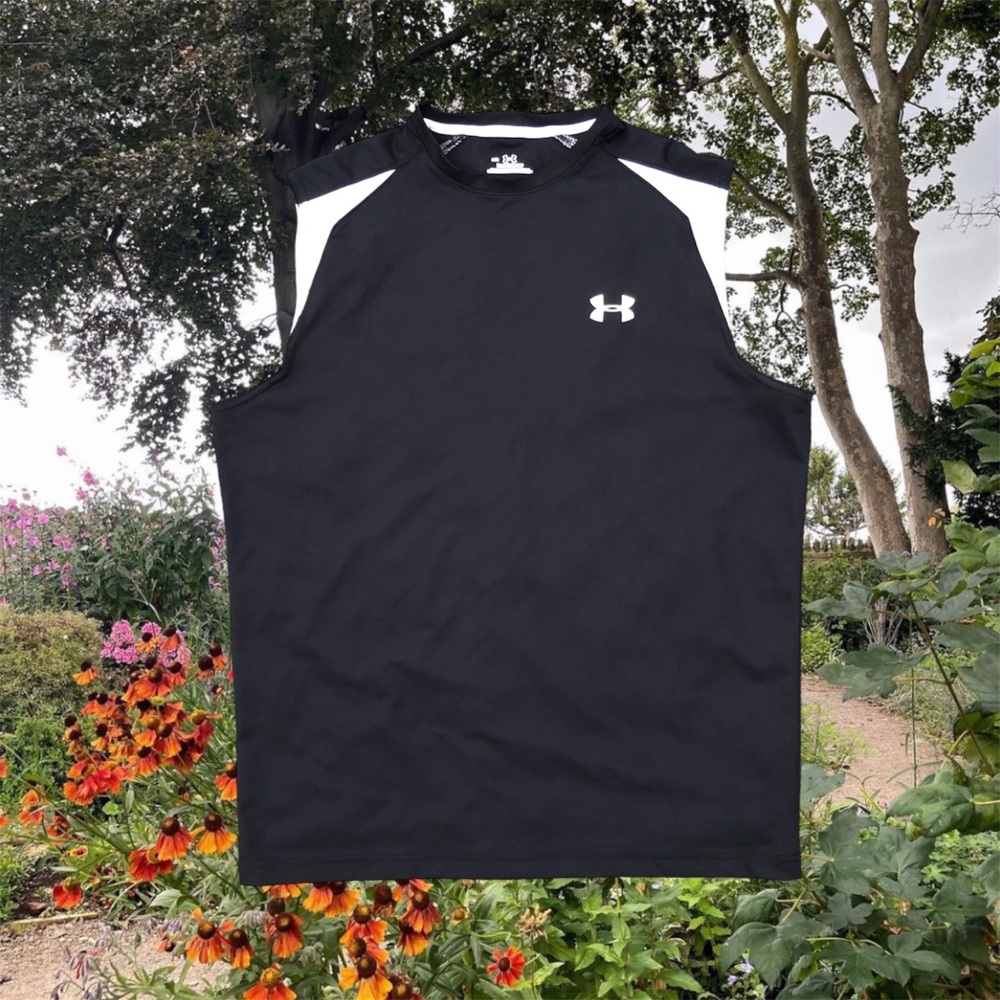Under armour sleeveless shirt